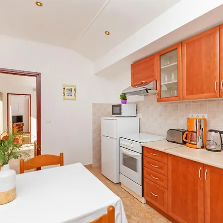 Dalmare Sea View With Huge Balcony Apartment Mlini